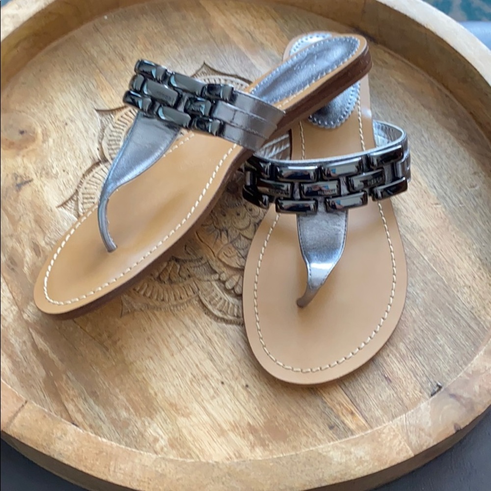 Brand New! Never worn! REPORT Jezebel Sandals